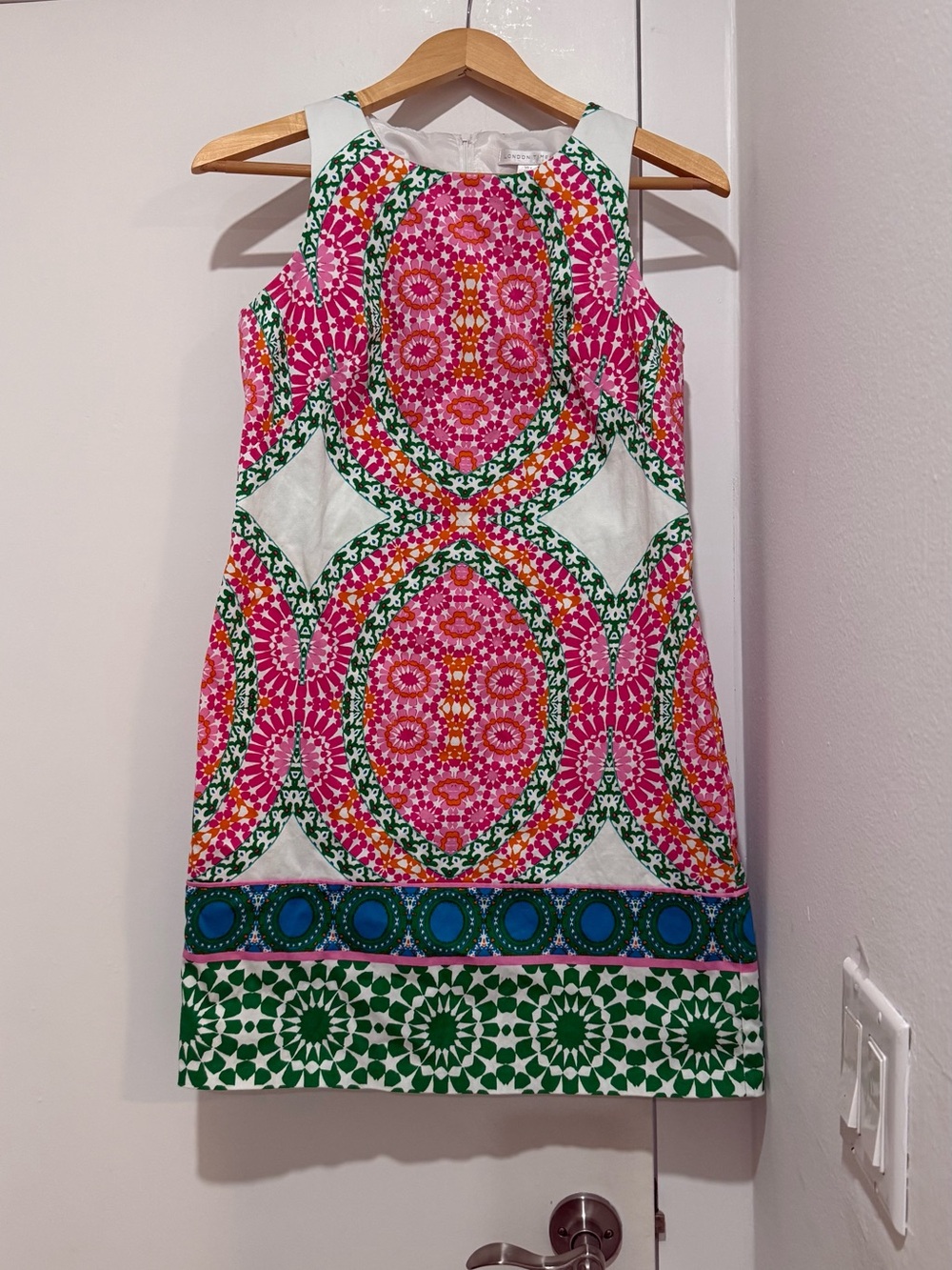 London Times Pink, Green & Blue Geometric Print Shift Dress